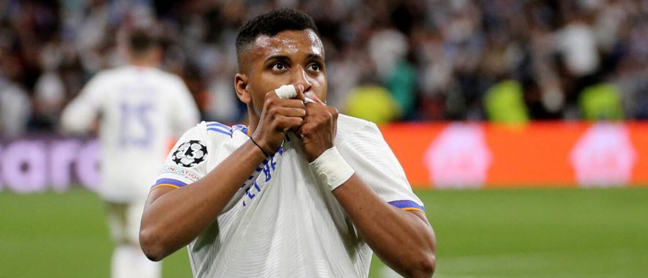 Rodrygo saiu do banco para bisar ao cair do pano e evitar a eliminação