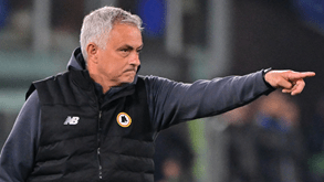 Fiorentina-AS Roma: José Mourinho tenta segurar o quinto lugar na Serie A