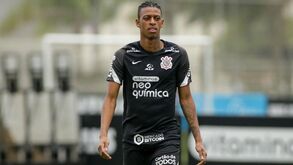 Modelo acusa jogador do Corinthians de violação: «É como se tivesse sido atropelada»