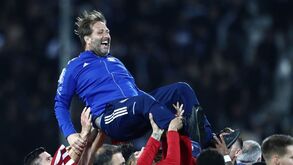 D. Pedro tricampeão da Grécia