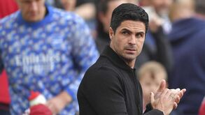 Mikel Arteta renova com o Arsenal