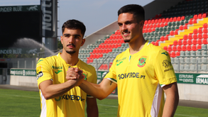 Paços de Ferreira renova com dois jovens defesas
