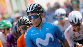Miguel Ángel López desiste do Giro devido a lesão