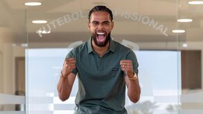 St. Juste apresentado pelo Sporting: «Estou muito entusiasmado e feliz por estar aqui»