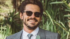 Modelo, nadador de competição e barman: André Ratão, o dentista que morreu em férias com a noiva em Bali