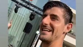 Courtois fez 30 anos e houve festa de arromba em casa do guarda-redes do Real Madrid