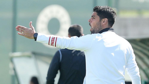 António Oliveira dá os parabéns ao FC Porto: «Rivalidade sim, mas de forma sadia e não doentia...»