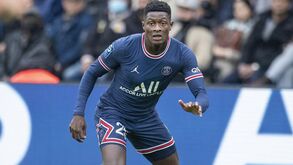 Nuno Mendes recebe e dá em troca: o ano (quase) perfeito no PSG e os 40 milhões a caminho de Alvalade