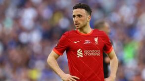 Wolves encaixam milhões se Diogo Jota for campeão pelo Liverpool mas há quem esteja preocupado