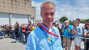 «Vê os meus olhos? Estou quase a chorar»: Pai de Rovanperä emocionado no fim do Rali de Portugal