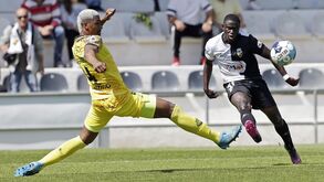 Málaga, Eibar, Udinese e Fiorentina perguntam por Elves Baldé