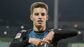 Tiago Dantas foi campeão do Mundo, desceu de divisão pelo Tondela e deve sair do Benfica