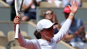 Iga Swiatek continua imparável e já está nos 'oitavos' em Roland Garros