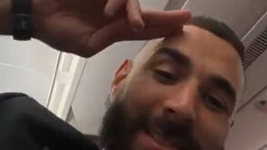 Léo Jardim brilha na baliza do Vasco e faz 'part time'... a traduzir para Payet