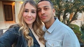 Mulher de Thiago Alcântara e o caos antes da Champions: «Fomos ameaçados por bandos de ladrões»