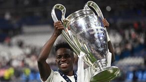 Vinícius Júnior: contratar antes para festejar depois 