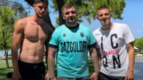 Yaremchuk tirou uma foto com um rapper russo mas arrependeu-se: «Não sei o que mais posso dizer»