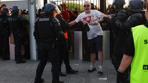 Presidente do Liverpool exige pedido de desculpas a ministra francesa