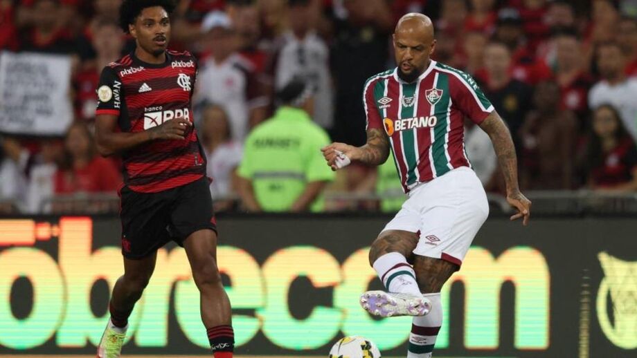 Felipe Melo atira a ex-dirigente do Flamengo