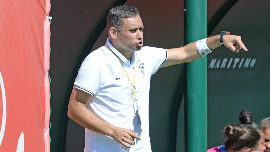 Luís Gabriel deixa comando técnico do futebol feminino do Marítimo