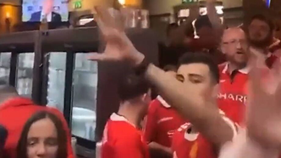 Holandês vai assumir o comando técnico dos red devils