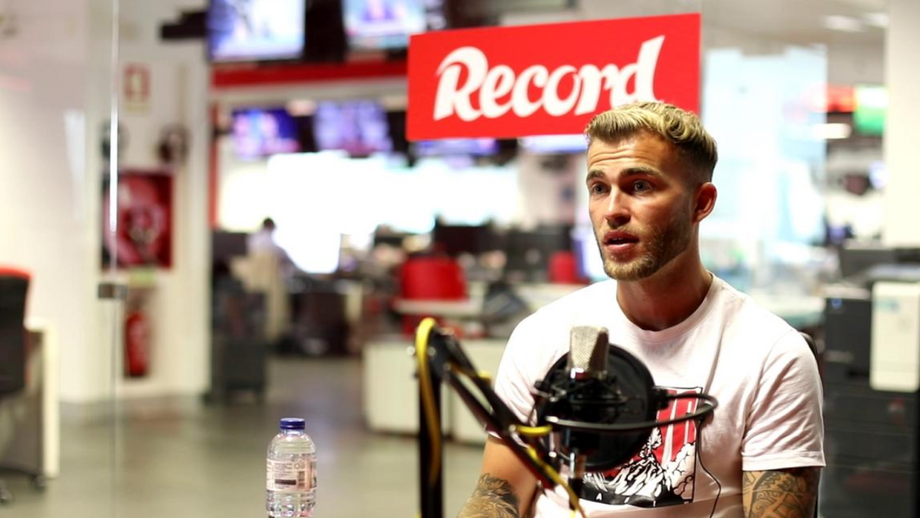 Médio português assume que o trajeto no clube da Luz poderia ter sido bem diferente 