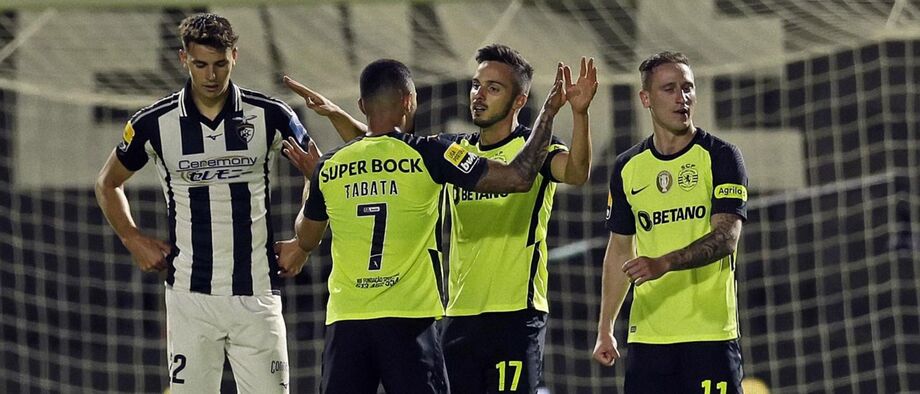 A crónica do Portimonense-Sporting, 2-3: arte espanhola vale 'remontada'