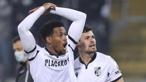 Al-Taawon faz mira a Nélson da Luz