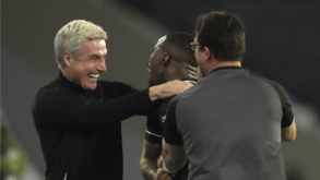 Textor elogia Luís Castro após vitória do Botafogo: «Muito orgulhoso do nosso treinador»