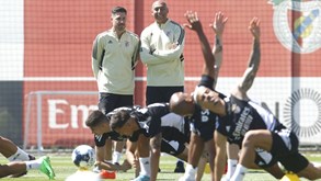 'Calduços', intensidade e Luisão... equipado: assim foi o treino do Benfica 