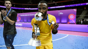 Bebé anuncia fim de carreira: «Obrigado futsal!»