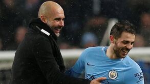 Guardiola irónico sobre ida de Bernardo Silva para o Barcelona: «Parece que está difícil...»