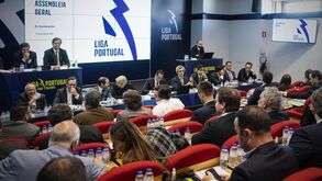 Vão acabar os castigos nas férias: clubes aprovaram proposta do Sporting na AG da Liga