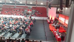 AG do Benfica: Rui Costa quer mudar mentalidades, pedida a expulsão de sócio de Vieira com gritos de 