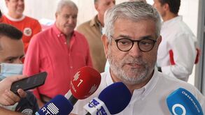 Benítez dá mérito a Rui Costa pela Youth League e modalidades mas critica abraço a Pinto da Costa