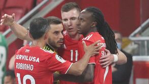 Benfica bate Elétrico e defronta Sporting na final do playoff da Liga Placard