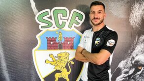 Vitor Gonçalves é reforço do Farense