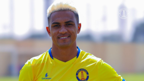 Tiago Azulão renova contrato com o Petro de Luanda