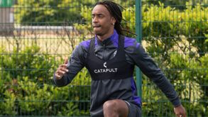 Primeiro 'voo' de Jair Tavares fora do Seixal: Primo de Renato Sanches quer brilhar na Escócia
