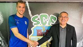 Farense contrata guarda-redes Alexandre Galvanito para os sub-23