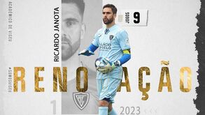 Janota renova com o Ac. Viseu