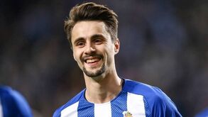 Fábio Vieira já fala como jogador do Arsenal: «Aceitei porque era importante para todas as partes»