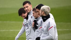 Leandro Paredes: «Messi queria matar-me e eu queria ir para casa»