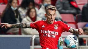 Benfica estuda compra de outro lateral