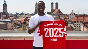 Oficial: Sadio Mané já é jogador do Bayern Munique