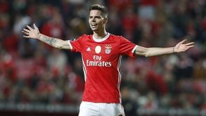 Eintracht Frankfurt aposta forte para a Champions: depois de Götze agora quer Weigl