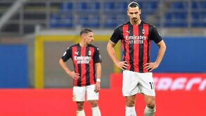 Calhanoglu arrasa Ibrahimovic: «É um homem de 40 anos que mal jogou e gosta de atenção» 