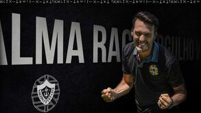 Ricardo Nunes renova com o Varzim