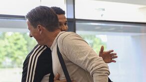 Roger Schmidt prepara cortes no Benfica