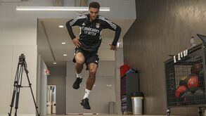 Segundo dia de testes no Benfica marcado por um festival de... 'caretas'